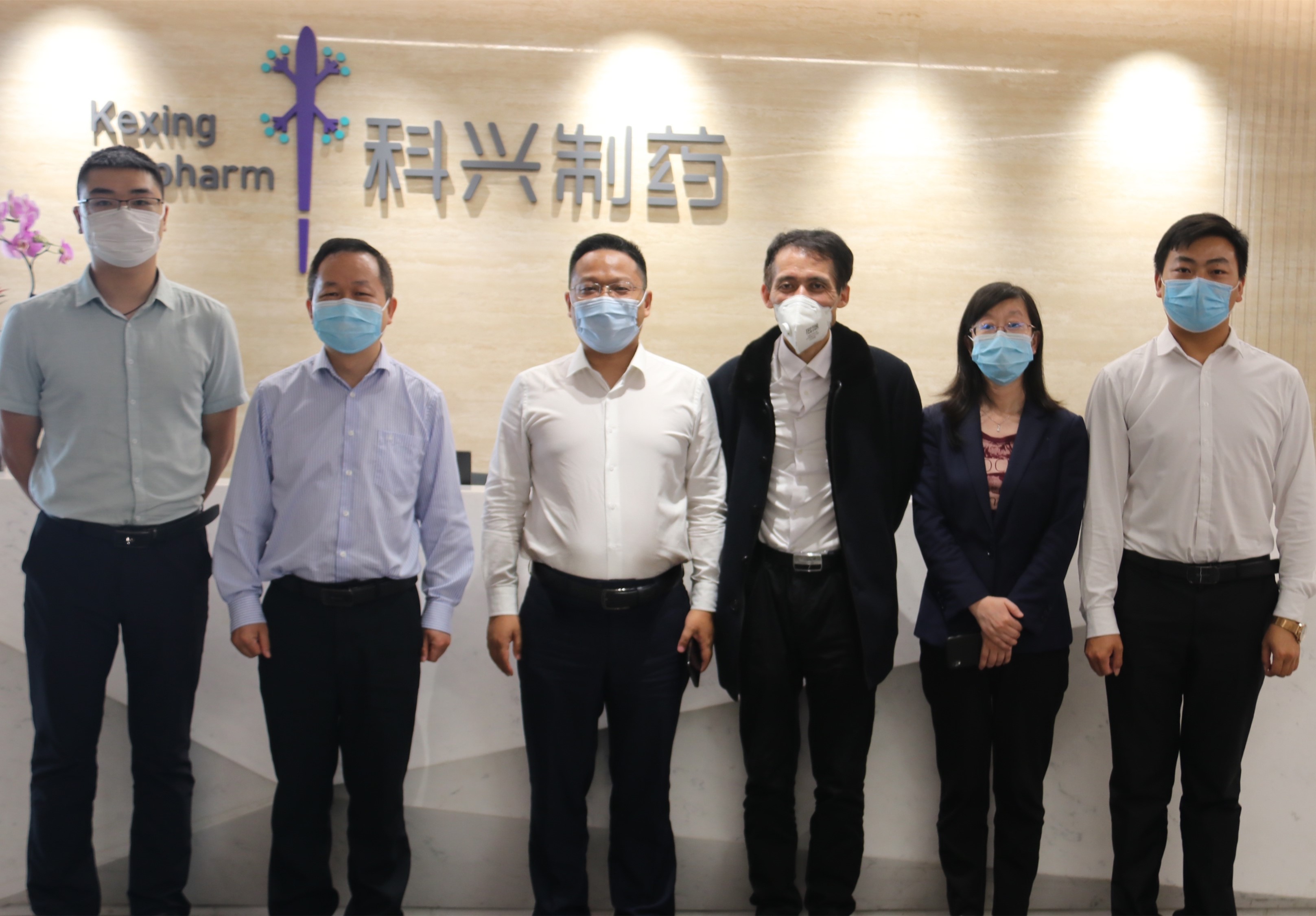 加快智能化建設，促進科興制藥高質(zhì)量增長——楚天科技執(zhí)行總裁曾凡云一行蒞臨科興制藥交流